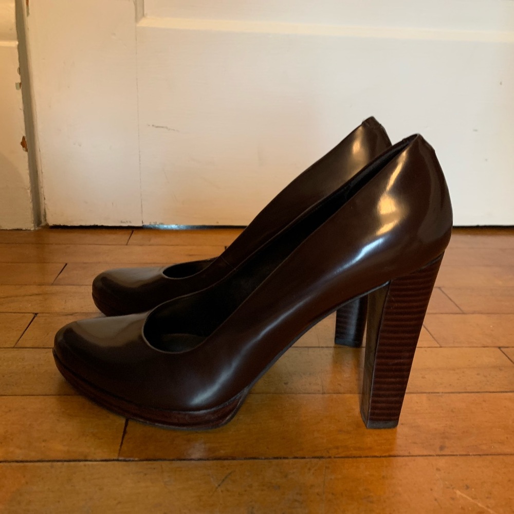 Nine West burgundy brown patent heels 8.5
